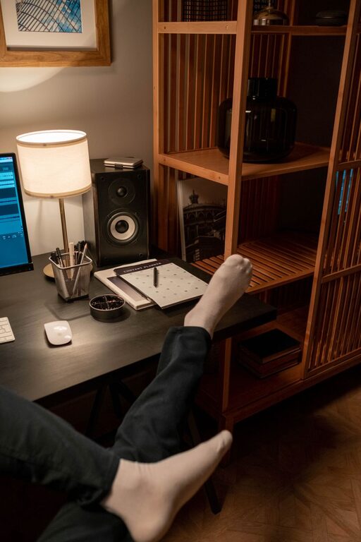 Tips for Creating a Relaxing Home Office Environment